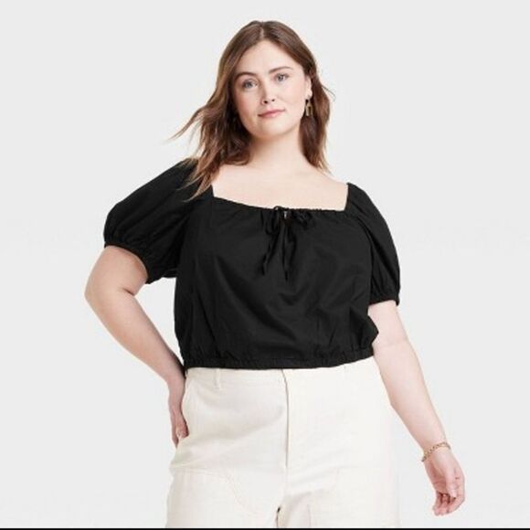 🆕🔥Puff Short Sleeve Peasant Top by Universal Thread - Picture 2 of 3